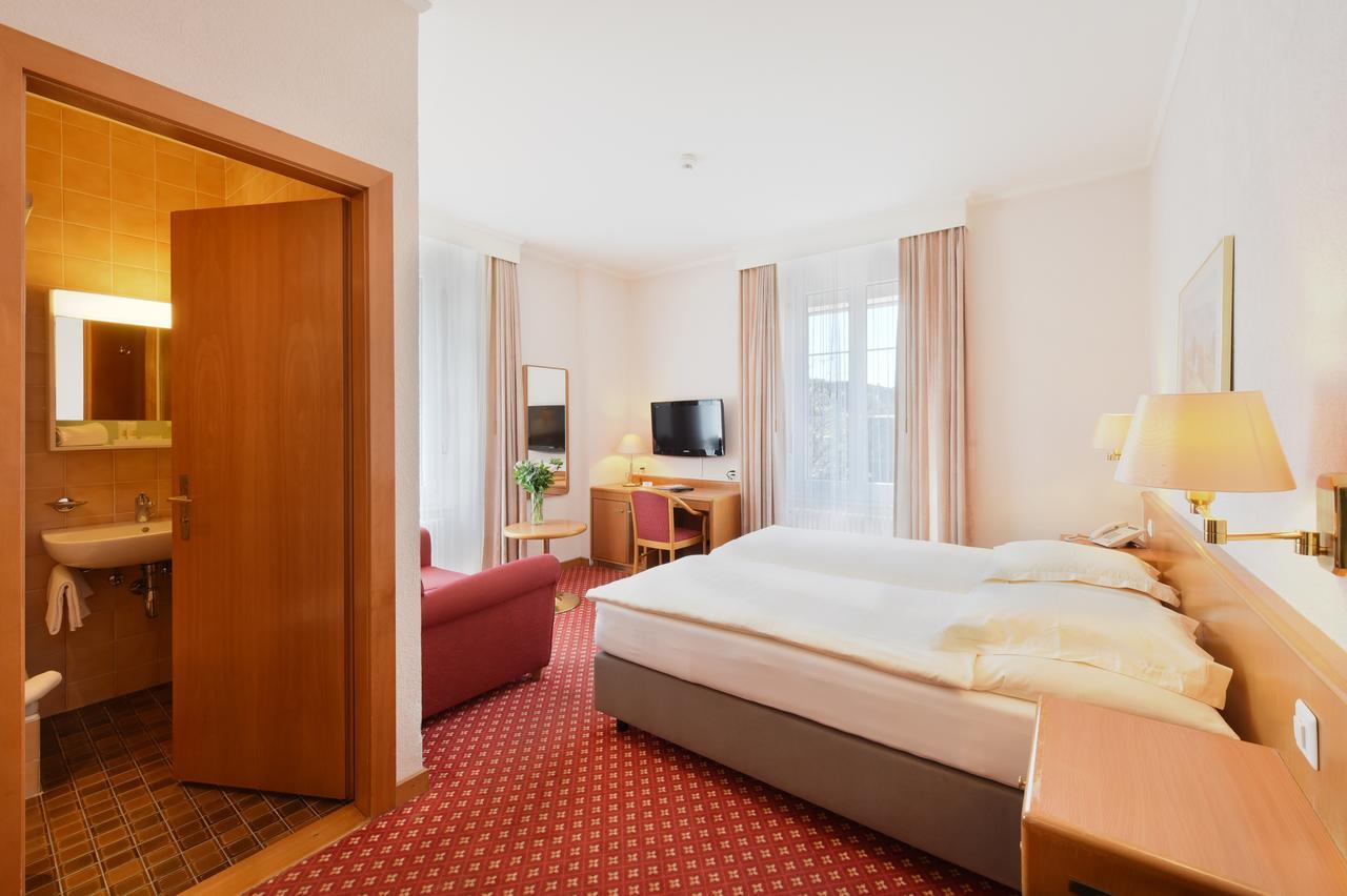 Elite Hotel 3*
